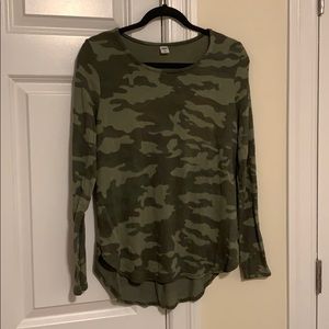 Old navy tee